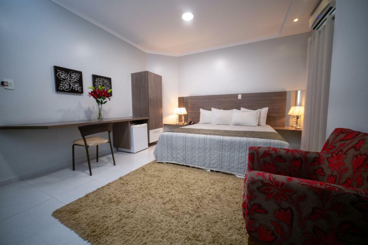 Hotel Porto Madeira Pôrto Velho Extérieur photo